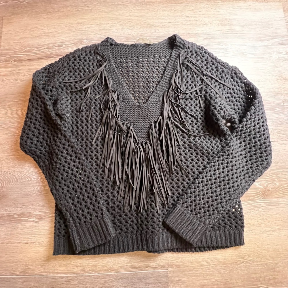 RD Style Sweater Womens Medium Black Fringe V-Neck Crochet Open Knit Boho 47S054